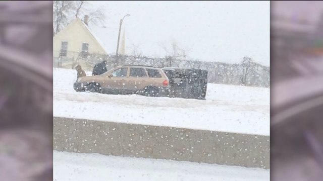 "You have to be careful:" Lake-effect snow, low temperatures make for slick roads Sunday