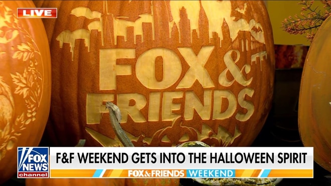 Pumpkin carving masters turn jack-o'-lanterns into works of art