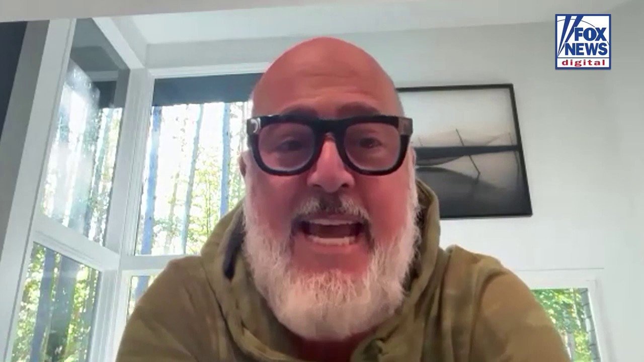 Watch Celebrity chef shares the secret behind choosing the best oysters ...