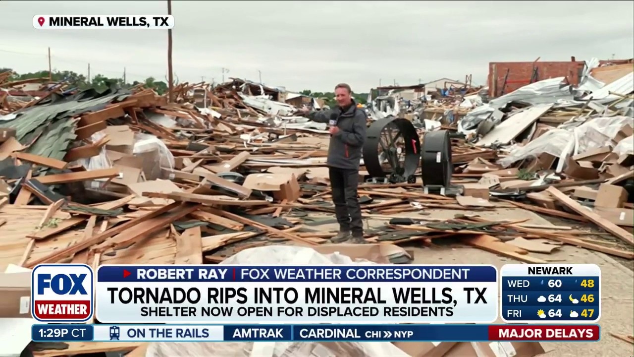 Watch Powerful tornado rips through Texas city, causing damage and ...