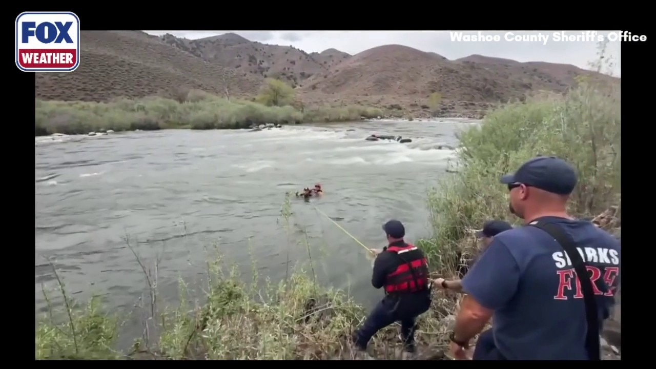 Two rescued after canoe capsizes in Nevada river