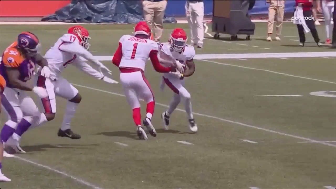 Generals get fancy, KaVontae Turpin goes UNTOUCHED for running TD