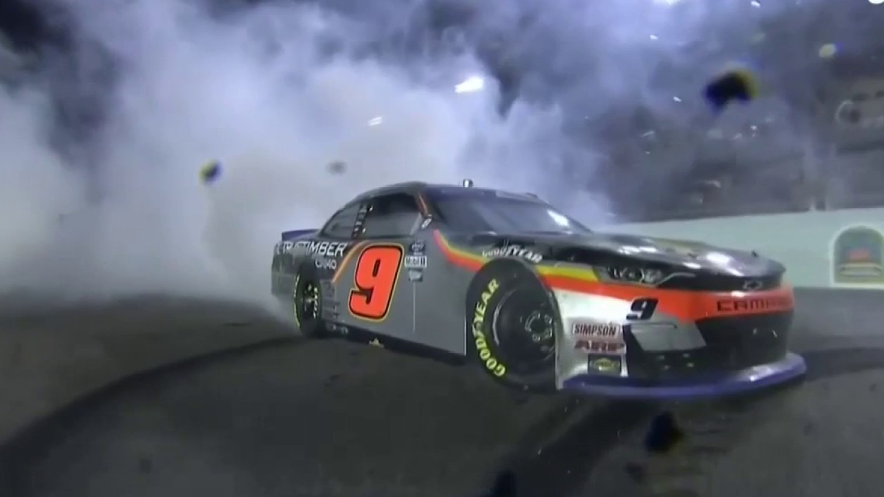 Noah Gragson wins at Miami, advances to Championship 4