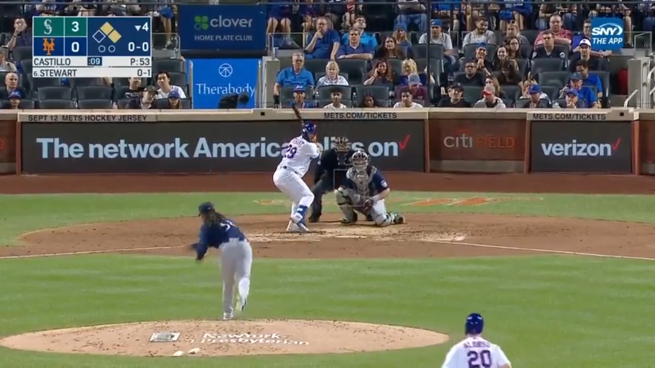 DJ Stewart smashes a three-run home run as the Mets tie the game against the Mariners