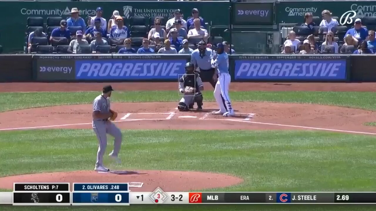 Edward Olivares cranks a solo home run to give the Royals a 1-0 lead over the White Sox