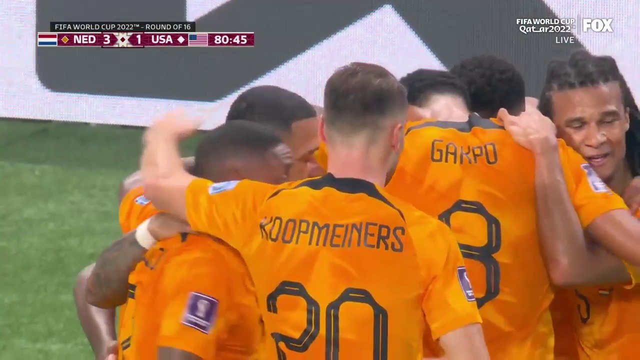 Netherlands' Denzel Dumfries scores goal vs. USA in 81' | 2022 FIFA World Cup